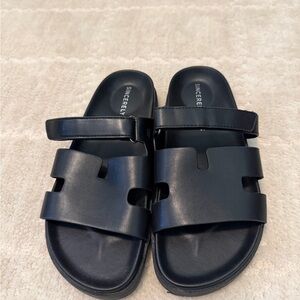 Sincerely Jules Black Slide Sandals with Adjustable Strap